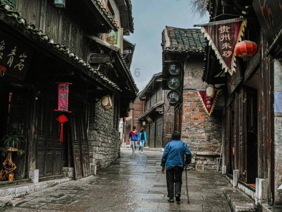 弘业期货:资本市场行情波动导致公司持有的金融资产价值出现相应变动